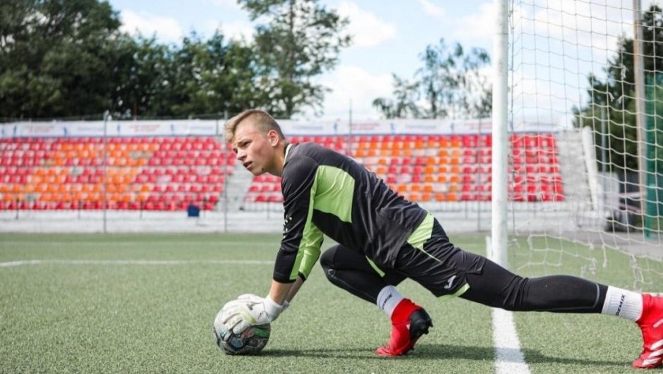 Ivan Zakborovsky, portero del Znamya Truda de la segunda división de Rusia. 