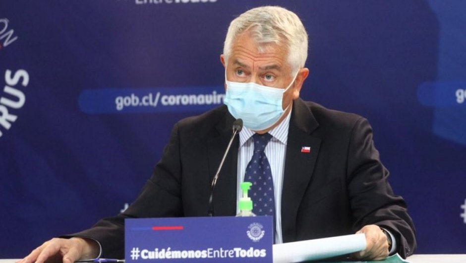 Ministro de Salud, Enrique Paris. (Foto: @ministeriosalud).